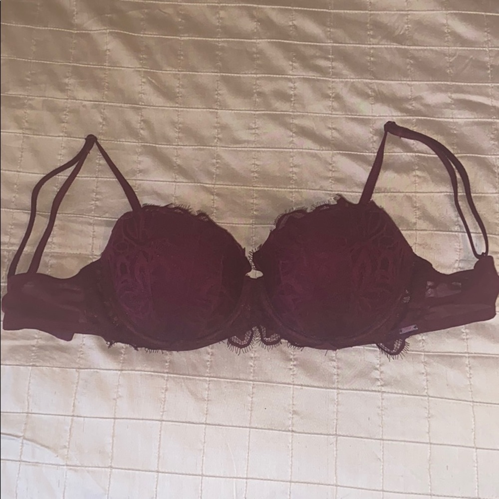 Victoria’s Secret pink 34C | D75 Bra